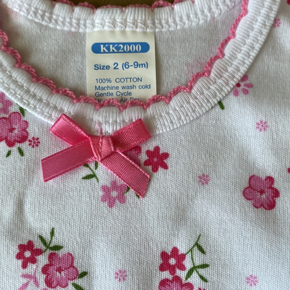 Baby girl tank top size 6-9 months